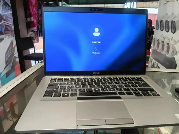 Laptop Dell Latitude 5410 8GB Intel Core i7 SSD 256GB · Photo 1