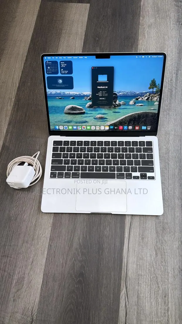 Laptop Apple MacBook Air 2024 M3 16GB Apple M3 SSD 256GB · Photo 1