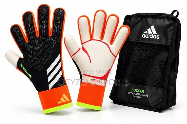 Predator Keepers Glove · Photo 1