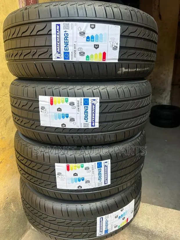Michelin 215/55r17 · Photo 1