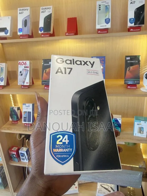 New Samsung Galaxy A17 128 GB Black · Photo 1