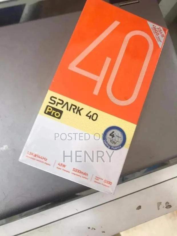 New Tecno Spark 40 Pro 256 GB Black · Photo 1