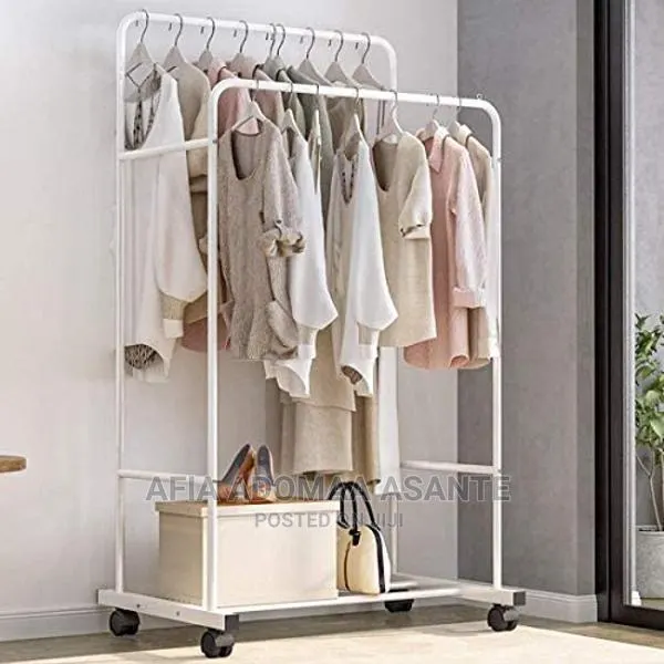 High Quality Cloth Hanger · Photo 1