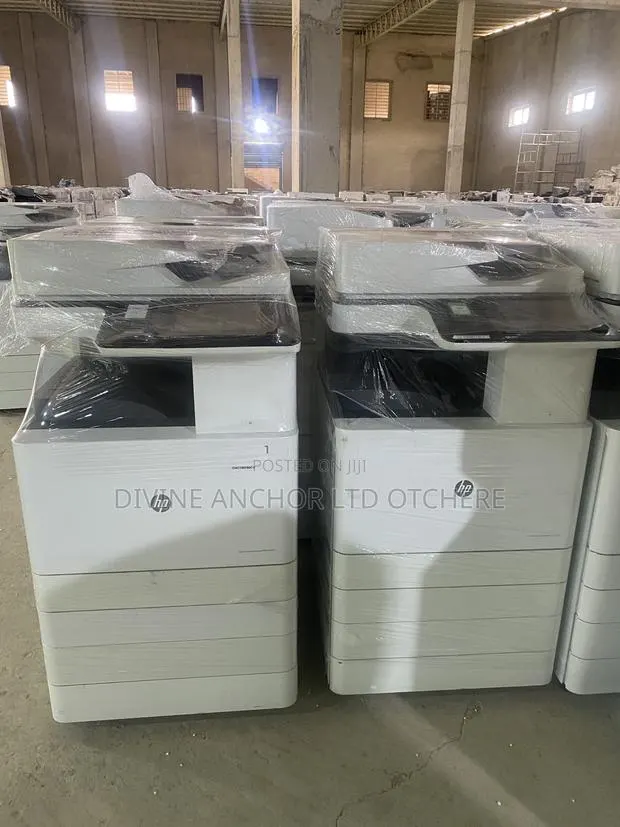 HP E82640 Copier · Photo 1