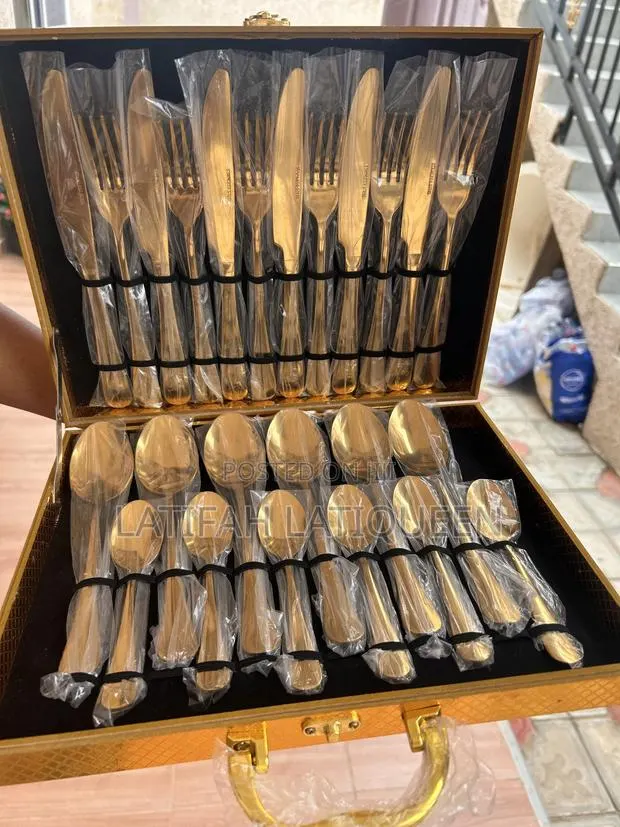 Luxury Gold Cutlery Set · Photo 1