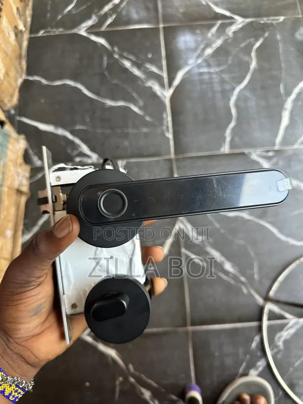 Smart Locks · Photo 1