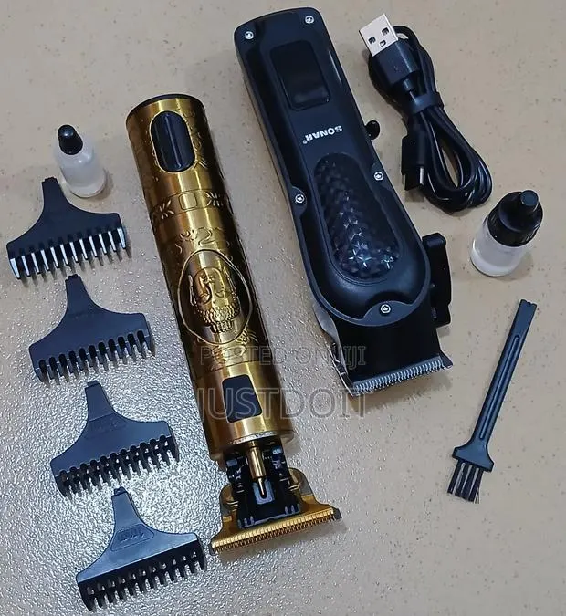 Skin Level Cutting Shaver With Rechargeable Clipper · Photo 1