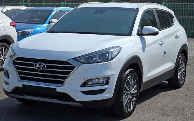 Hyundai Tucson 2019 White · Photo 1