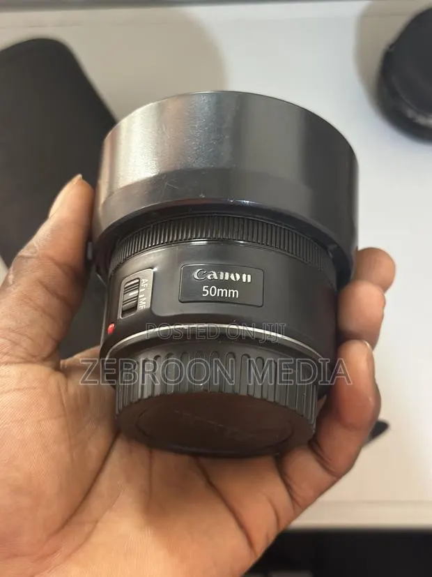Canon 50mm Lens F1.8 · Photo 1