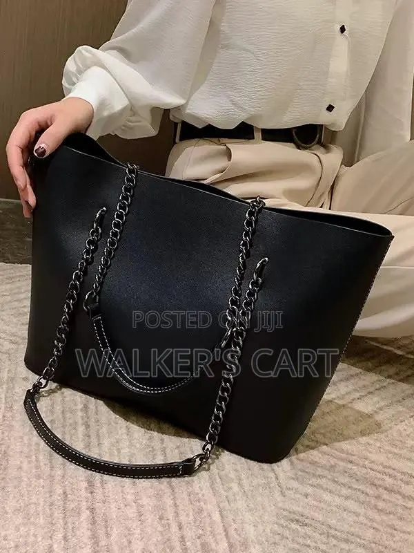 Women's Large Chain-Strap Leather Tote Bag · Photo 1