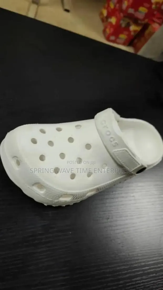 White Crocs · Photo 1