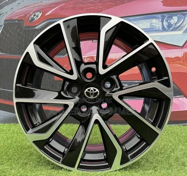Toyota Corolla Rim 17 · Photo 1