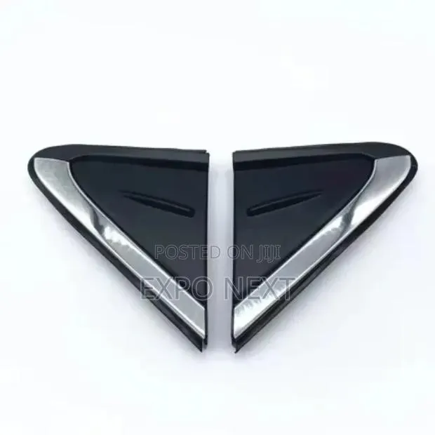 Toyota Corolla 2019-2021 frontSide Mirror Corner Triangle Cover Black · Photo 1