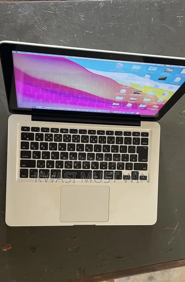 Laptop Apple MacBook 2011 8GB Intel Core i5 HDD 500GB · Photo 1