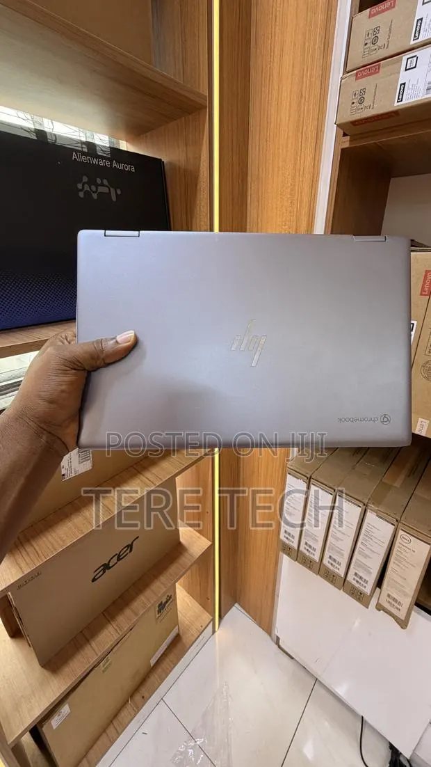 New Laptop HP Chromebook 8GB Intel Core i3 SSD 60GB · Photo 1