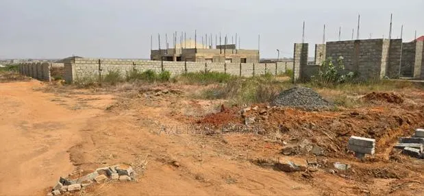 Tema Community 25 - Huge Price Slash Off Plots. · Photo 1
