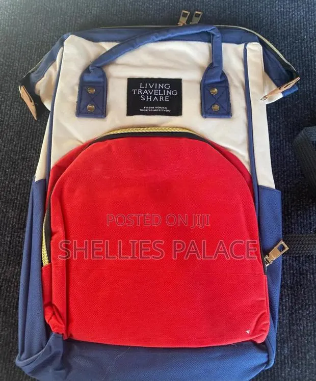 Multifunctional Diaper Bag · Photo 1