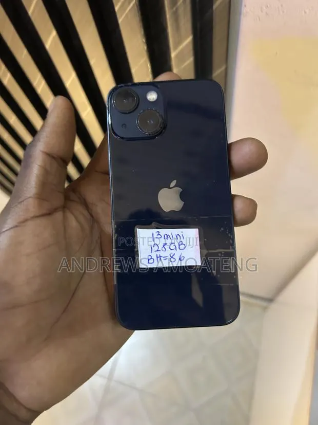 Apple iPhone 13 Mini 128 GB · Photo 1
