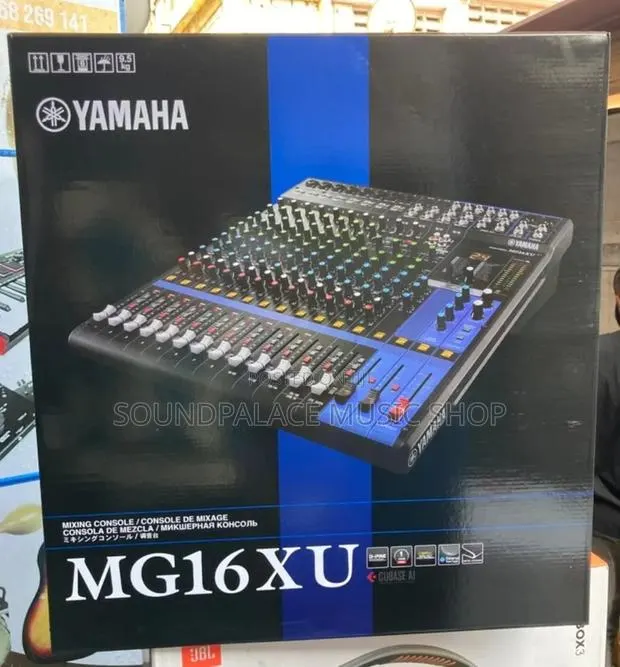 Yamaha Mg16xu 16-Channel Professional Mixer · Photo 1