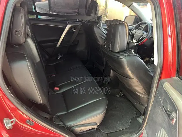 Toyota RAV4 Limited 4dr SUV AWD (2.5L 4cyl 6A) 2015 Red · Photo 8