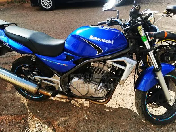 Kawasaki 2017 Blue · Photo 1