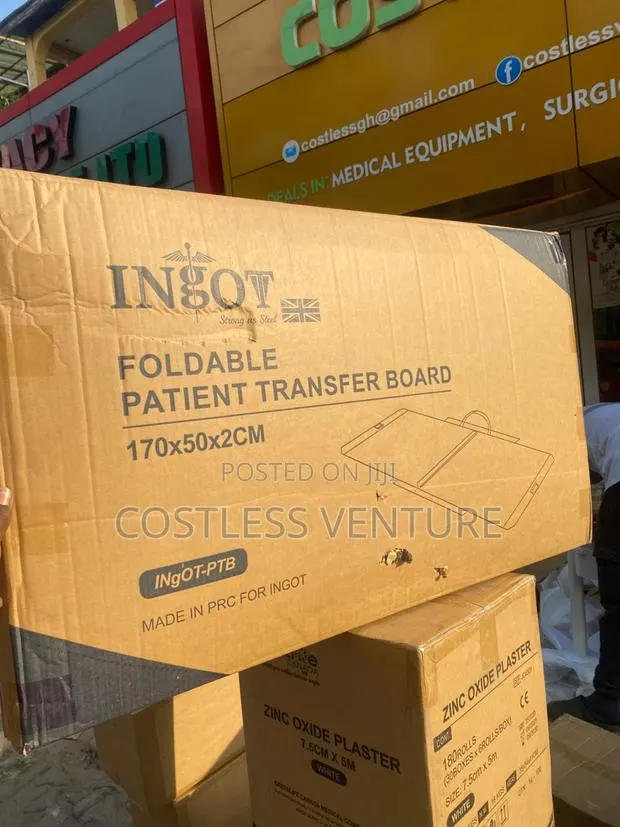Ingot Foldable Patient Transfer Board · Photo 1