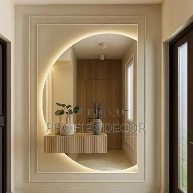 Dressing Mirror Desk · Photo 1