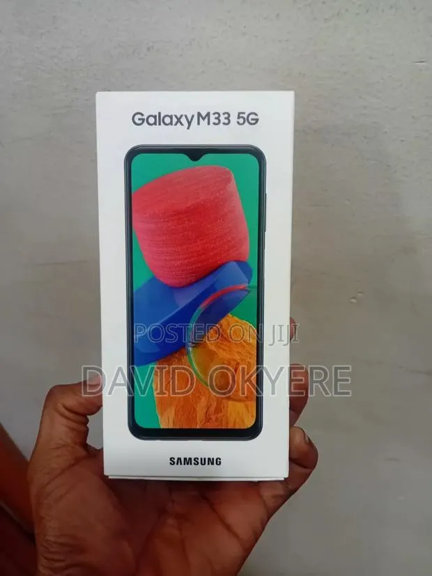 New Samsung Galaxy M33 5G 128 GB Blue · Photo 1