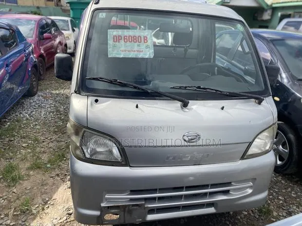 Daihatsu YRV 1.3 GTti 2005 Gray · Photo 1