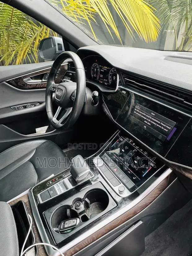 Audi Q8 2021 Silver · Photo 1