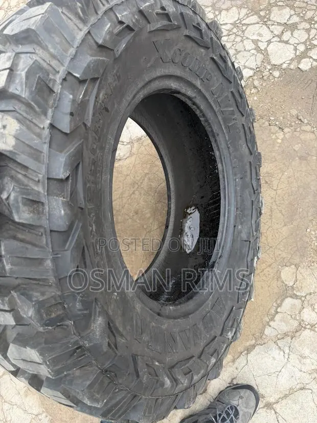 Rough Car Tyres Off Road · Photo 1