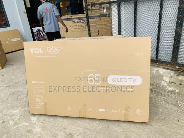 TCL 65" QLED Pro Smart Android TV Slim · Photo 1