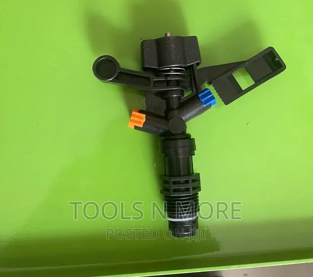 Double Nozzle Irrigation Sprinkler · Photo 1