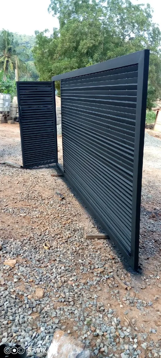 Edoh Sliding Gate · Photo 1