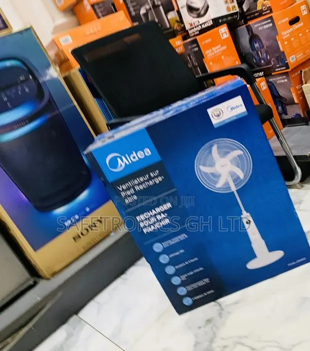 Recommend New Midea 18′′ Rechargeable Stand Fan (Model FS45-23MRD) · Photo 1