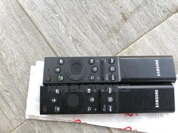 Smart Samsung Remote Control for QLED, TVS · Photo 1