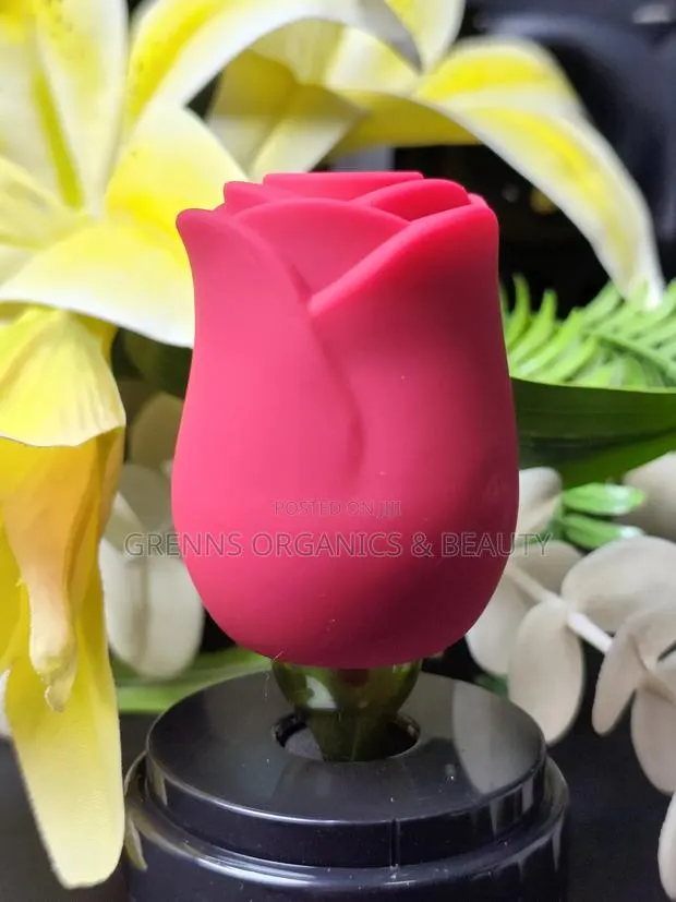 Double Rose Suction Lick Vibrator · Photo 1
