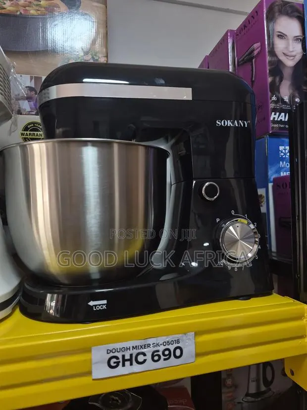 5.5L Stand Mixer · Photo 1