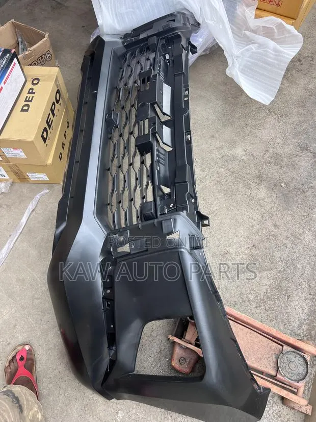 2018,2019,2020 Front Bumper for Mitsubishi L200 · Photo 1