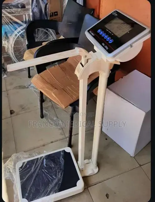 Electronic Weighing Scale With Height · Photo 1