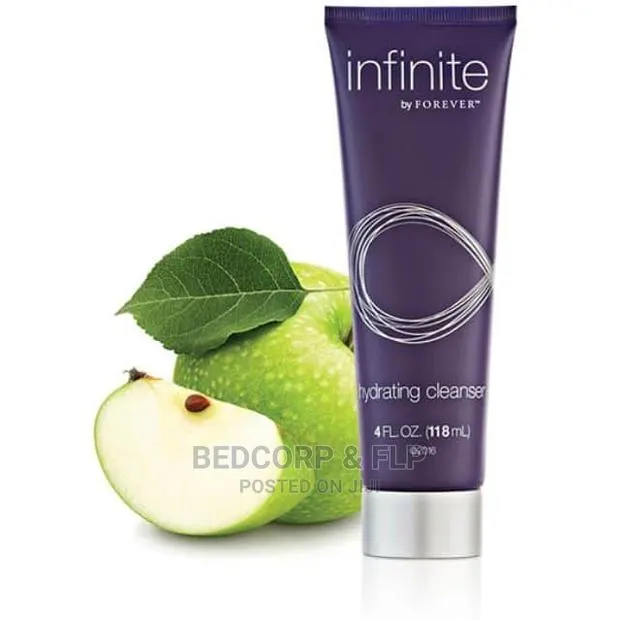 Infinite Hydrating Cleanser · Photo 1