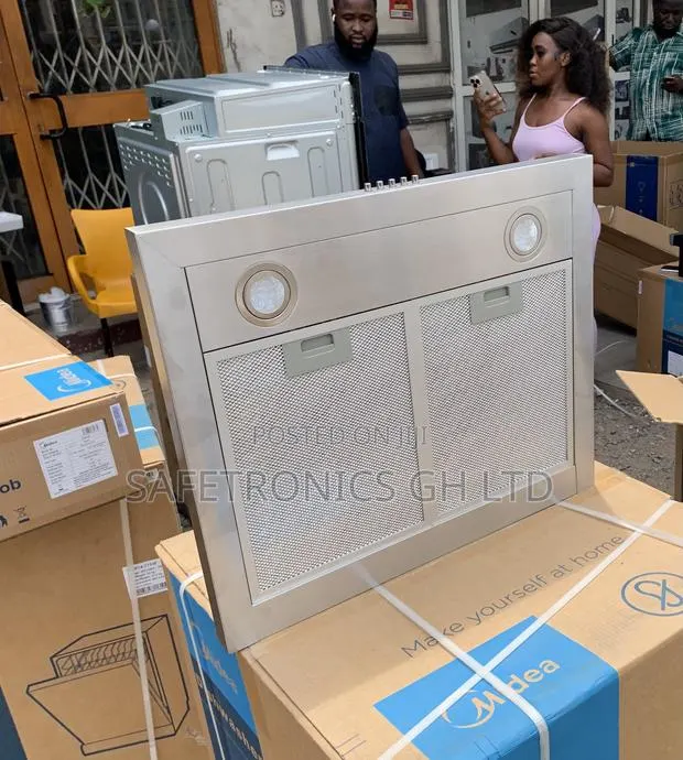 Correct Sleek Midea 60m21-B 60cm T-Shape Electric Range Hood · Photo 1