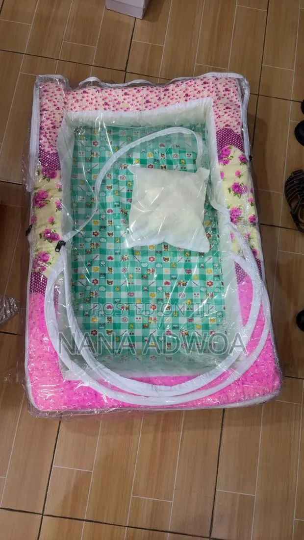 Baby Bed With Net · Photo 1