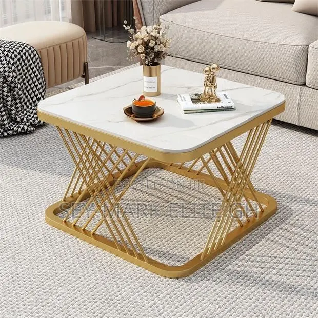 Square Marble Center Table · Photo 1