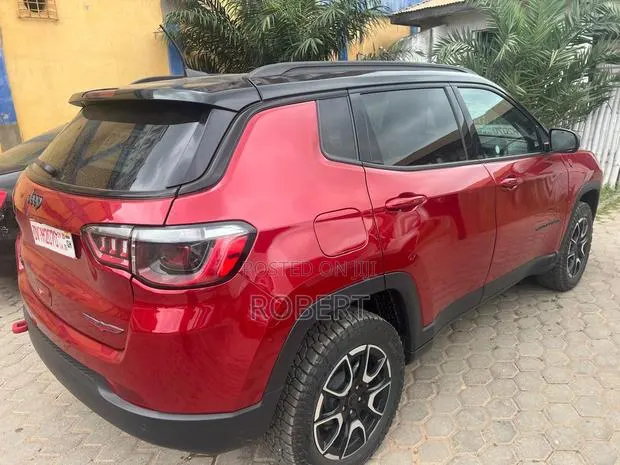 Jeep Compass Trailhawk 4x4 2025 Red · Photo 1