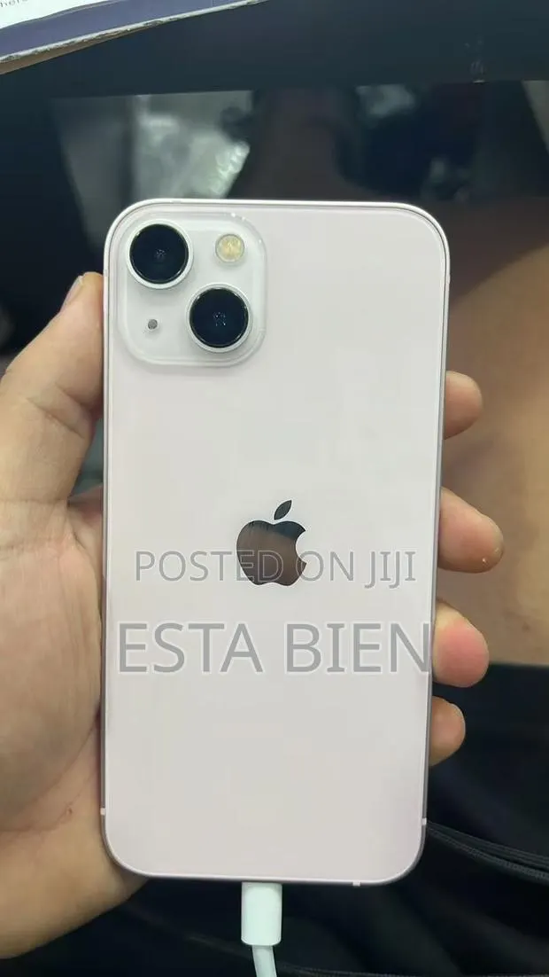 New Apple iPhone 13 128 GB Pink · Photo 1