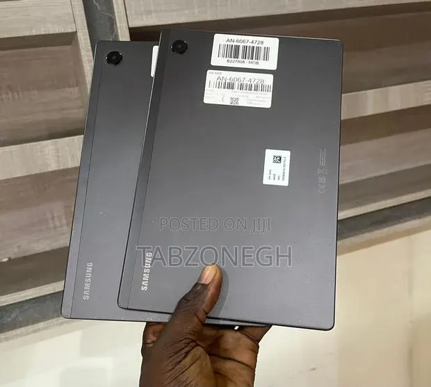Samsung Galaxy Tab A8 10.5 (2021) 64 GB Gray · Photo 1
