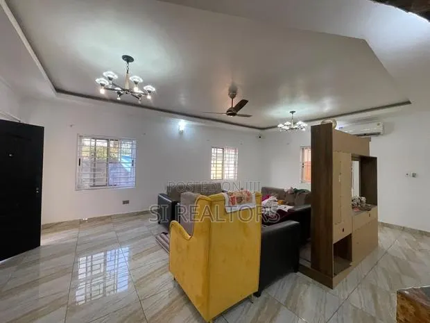 3bdrm Bungalow in Lashibi, Spintex for rent · Photo 3