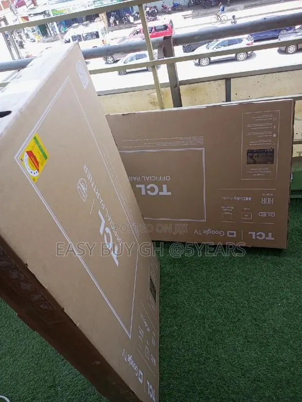Compelling Sweet Goofy Smile With TCL Smart Tv 50inches Home Happiness · Photo 1