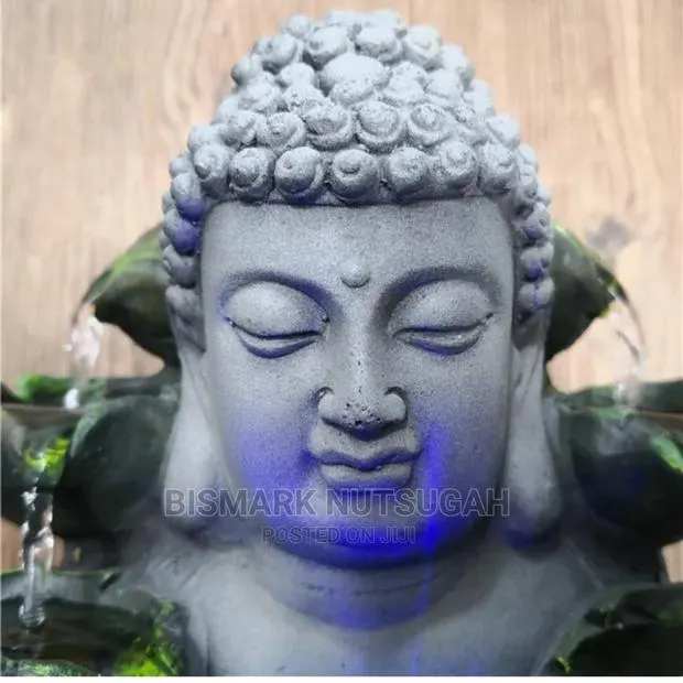 Buddha Waterfall Fountain · Photo 1